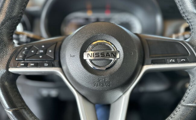 Nissan KICKS SL 1.6 16V FlexStar 5p Aut.