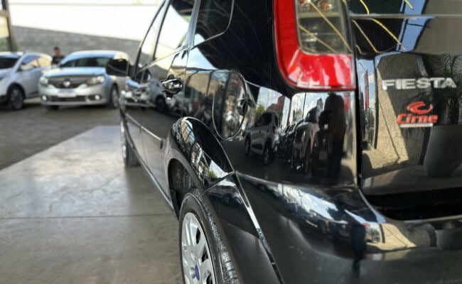 Ford Fiesta SE 1.0 8V Flex 5p