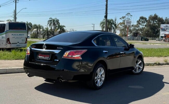 Nissan ALTIMA