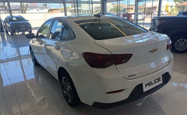 Chevrolet ONIX PLUS