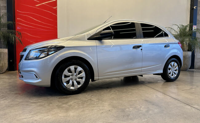 Chevrolet ONIX HATCH Joy 1.0 8V Flex 5p Mec.