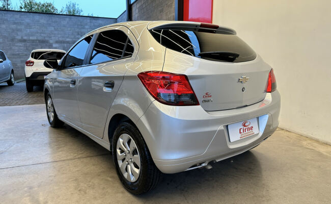 Chevrolet ONIX HATCH Joy 1.0 8V Flex 5p Mec.