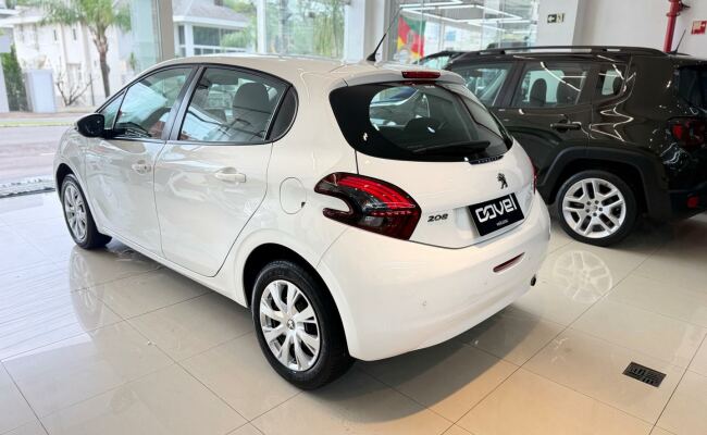 Peugeot 208 active