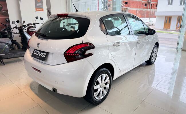 Peugeot 208 active