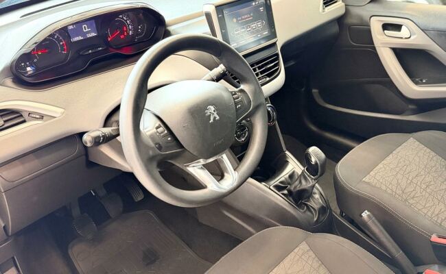 Peugeot 208 active