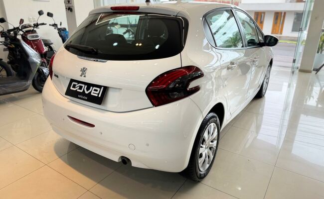 Peugeot 208 active
