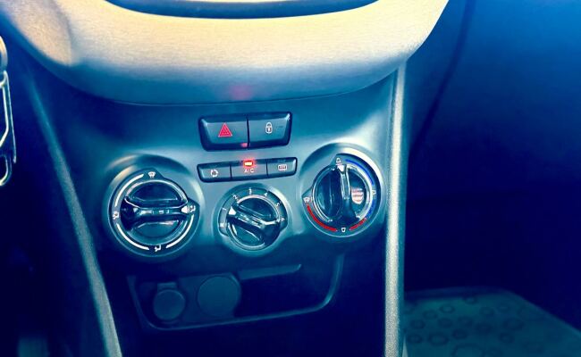 Peugeot 208 active