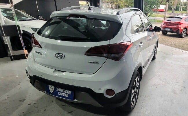 Hyundai HB20X