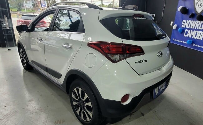 Hyundai HB20X