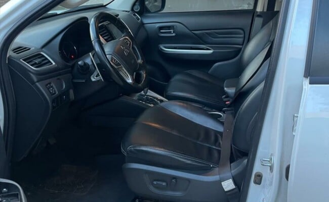 Mitsubishi L200 TRITON