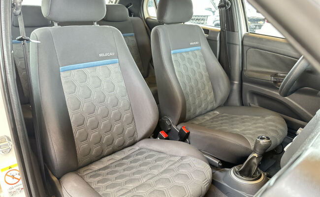 Volkswagen Gol SELEÇÃO 1.0 Mi Total Flex 8V 5p
