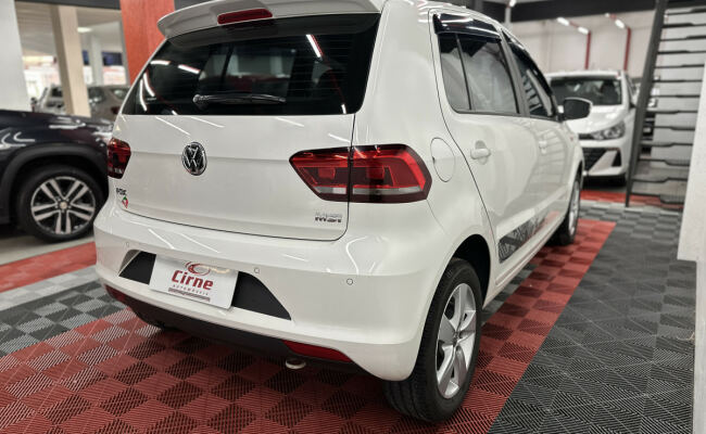 Volkswagen Fox Rock in Rio 1.6 Mi Total Flex 8V 5p
