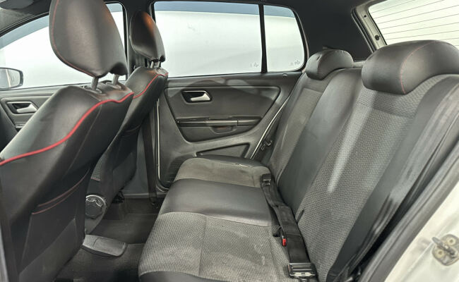 Volkswagen Fox Rock in Rio 1.6 Mi Total Flex 8V 5p