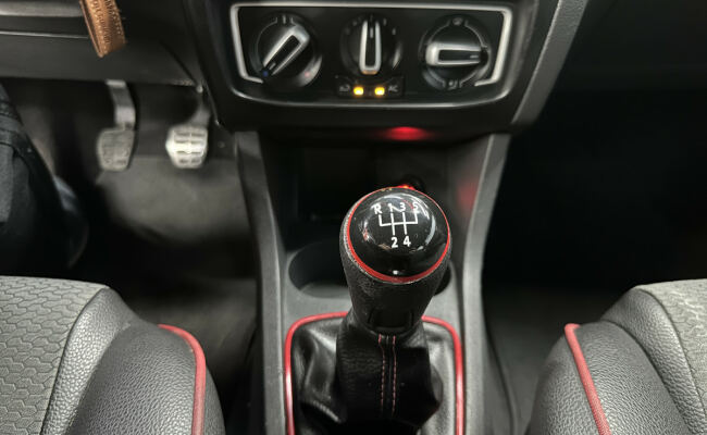 Volkswagen Fox Rock in Rio 1.6 Mi Total Flex 8V 5p