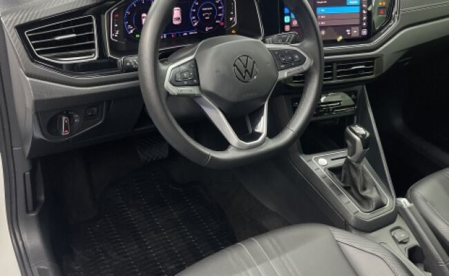 Volkswagen NIVUS 1.0 200 TSI TOTAL FLEX HIGHLINE AUTOMÁTICO