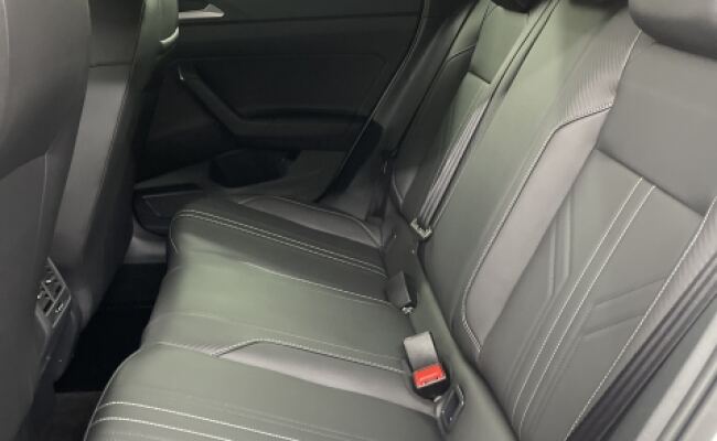 Volkswagen NIVUS 1.0 200 TSI TOTAL FLEX HIGHLINE AUTOMÁTICO