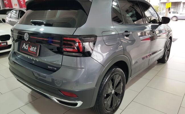 Volkswagen T-CROSS 1.0 200 TSI TOTAL FLEX COMFORTLINE AUTOMÁTICO