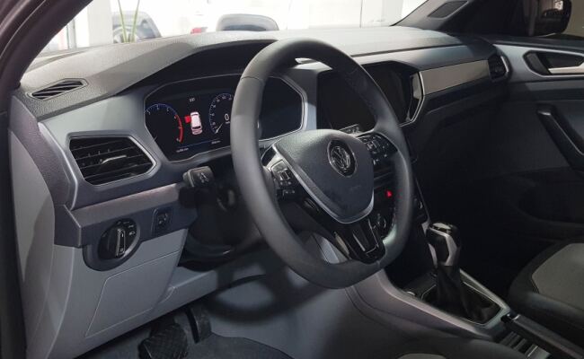 Volkswagen T-CROSS 1.0 200 TSI TOTAL FLEX COMFORTLINE AUTOMÁTICO