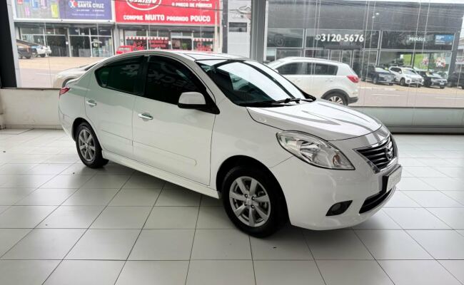 Nissan Versa