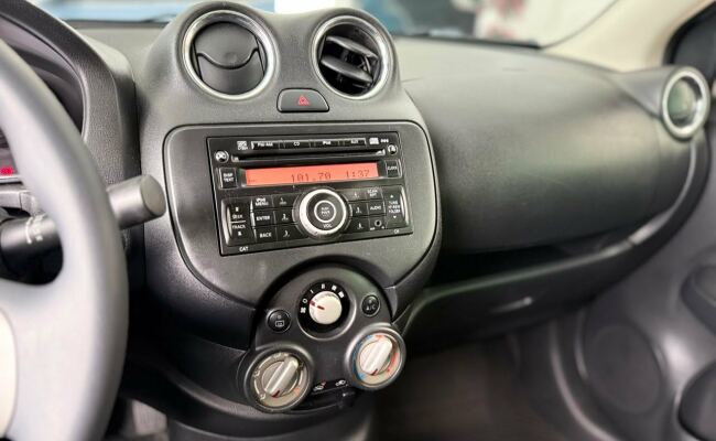 Nissan Versa