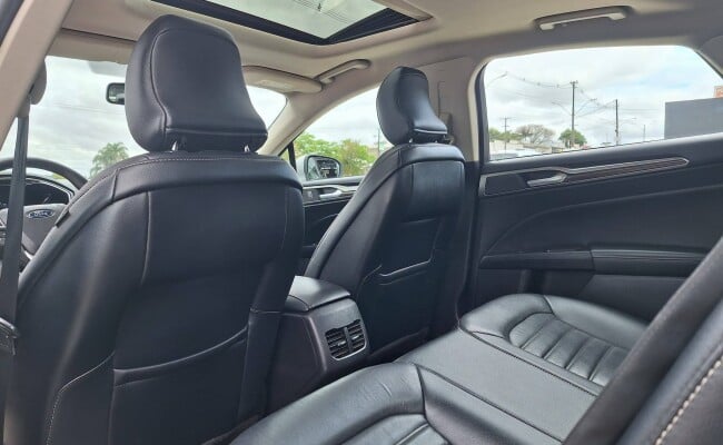 Ford FUSION