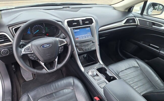 Ford FUSION