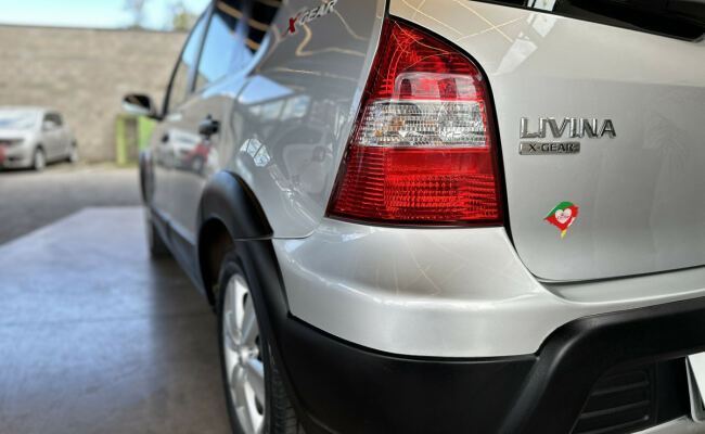 Nissan LIVINA X-GEAR SL 1.6 16V Flex Fuel Mec.
