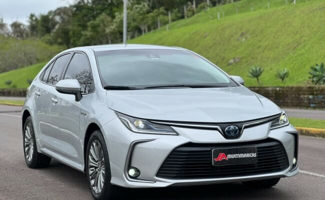 Toyota COROLLA ALTIS 1.8 HYBRID CVT
