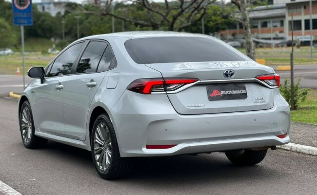 Toyota COROLLA ALTIS 1.8 HYBRID CVT