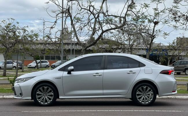 Toyota COROLLA ALTIS 1.8 HYBRID CVT