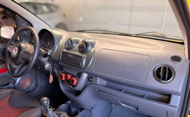 Fiat UNO SPORTING 1.4 EVO Fire Flex 8V 4p