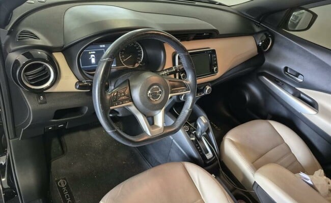 Nissan KICKS