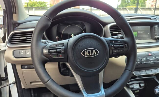 Kia SORENTO 3.3 V6 GASOLINA EX 7L AUTOMATICO