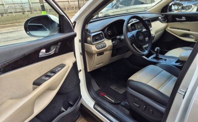 Kia SORENTO 3.3 V6 GASOLINA EX 7L AUTOMATICO