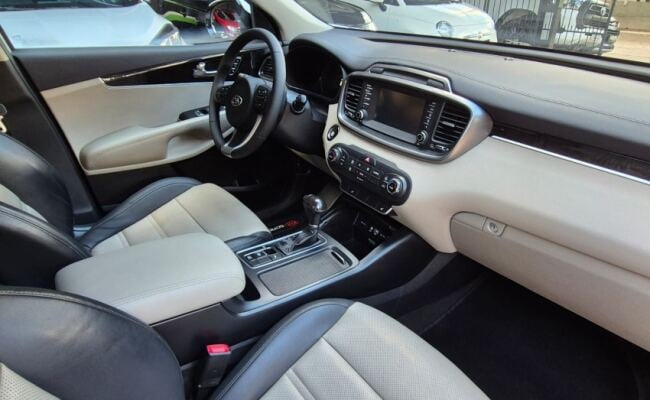 Kia SORENTO 3.3 V6 GASOLINA EX 7L AUTOMATICO