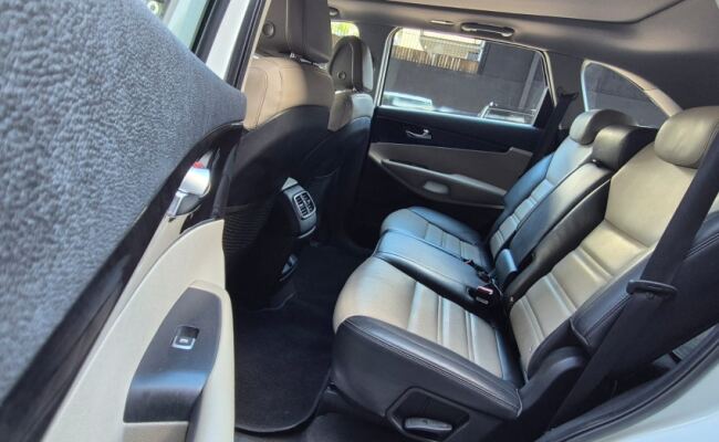Kia SORENTO 3.3 V6 GASOLINA EX 7L AUTOMATICO