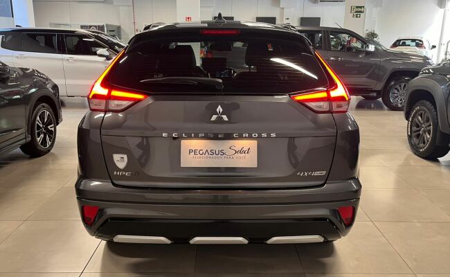 Mitsubishi ECLIPSE CROSS HPE-S AWC