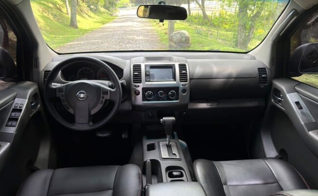 Nissan FRONTIER