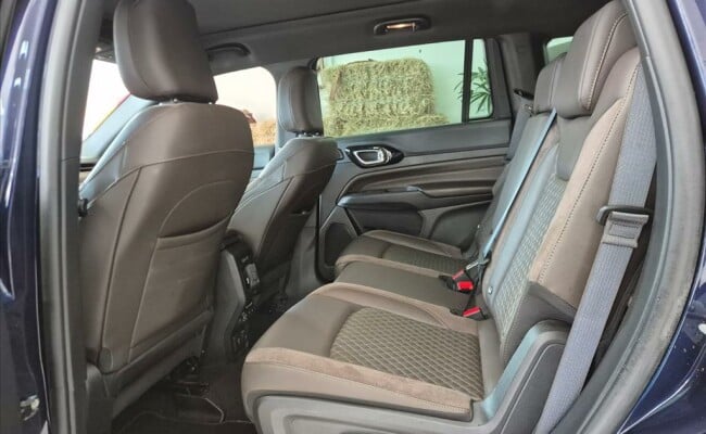 Jeep COMMANDER