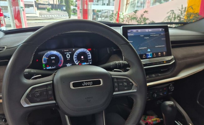 Jeep COMMANDER