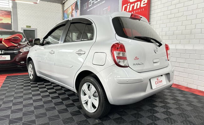 Nissan MARCH 1.0 16V Flex Fuel 5p