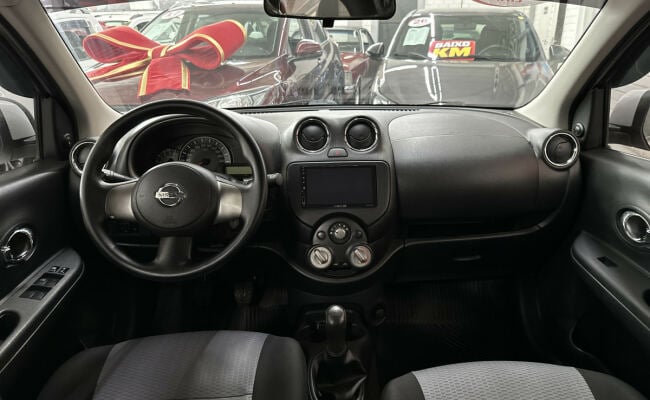 Nissan MARCH 1.0 16V Flex Fuel 5p