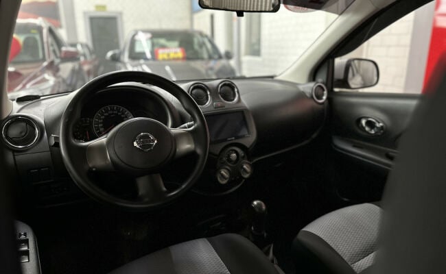 Nissan MARCH 1.0 16V Flex Fuel 5p