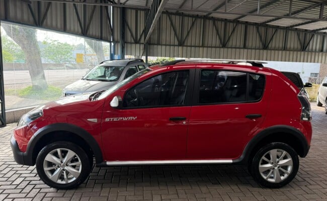 Renault SANDERO