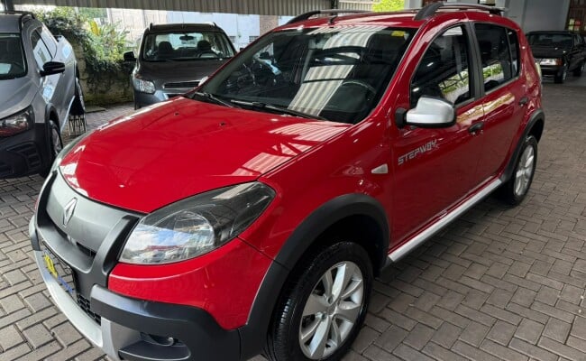 Renault SANDERO