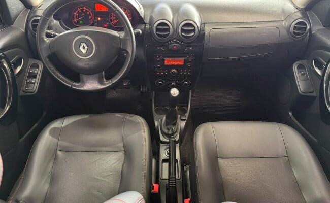 Renault SANDERO