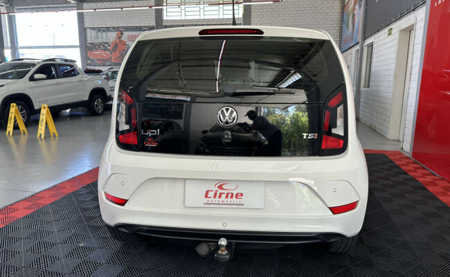 Volkswagen up! move 1.0 TSI Total Flex 12V 5p