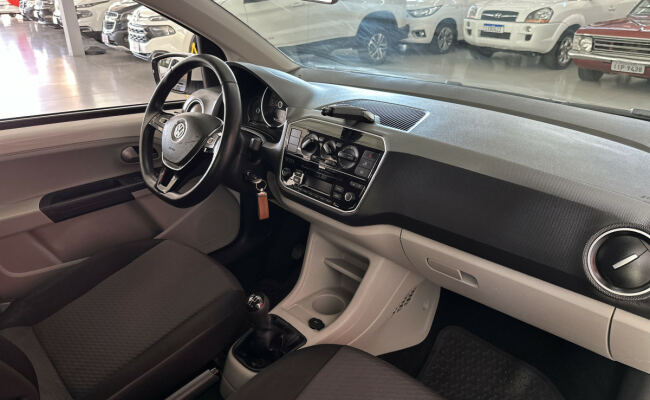 Volkswagen up! move 1.0 TSI Total Flex 12V 5p