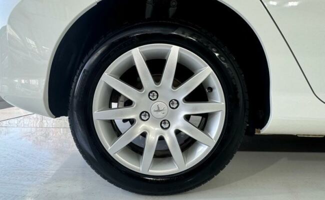 Peugeot 308 1.6 active 16v flex 4p manual