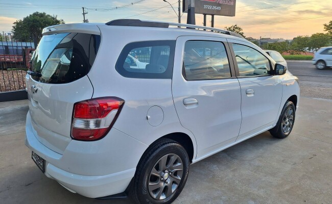 Chevrolet SPIN